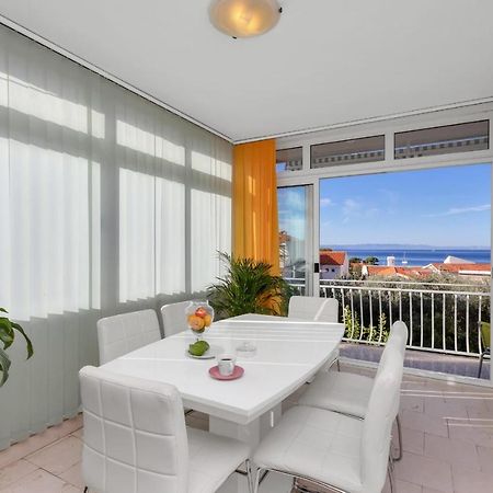 Apartments Bole Makarska Bagian luar foto
