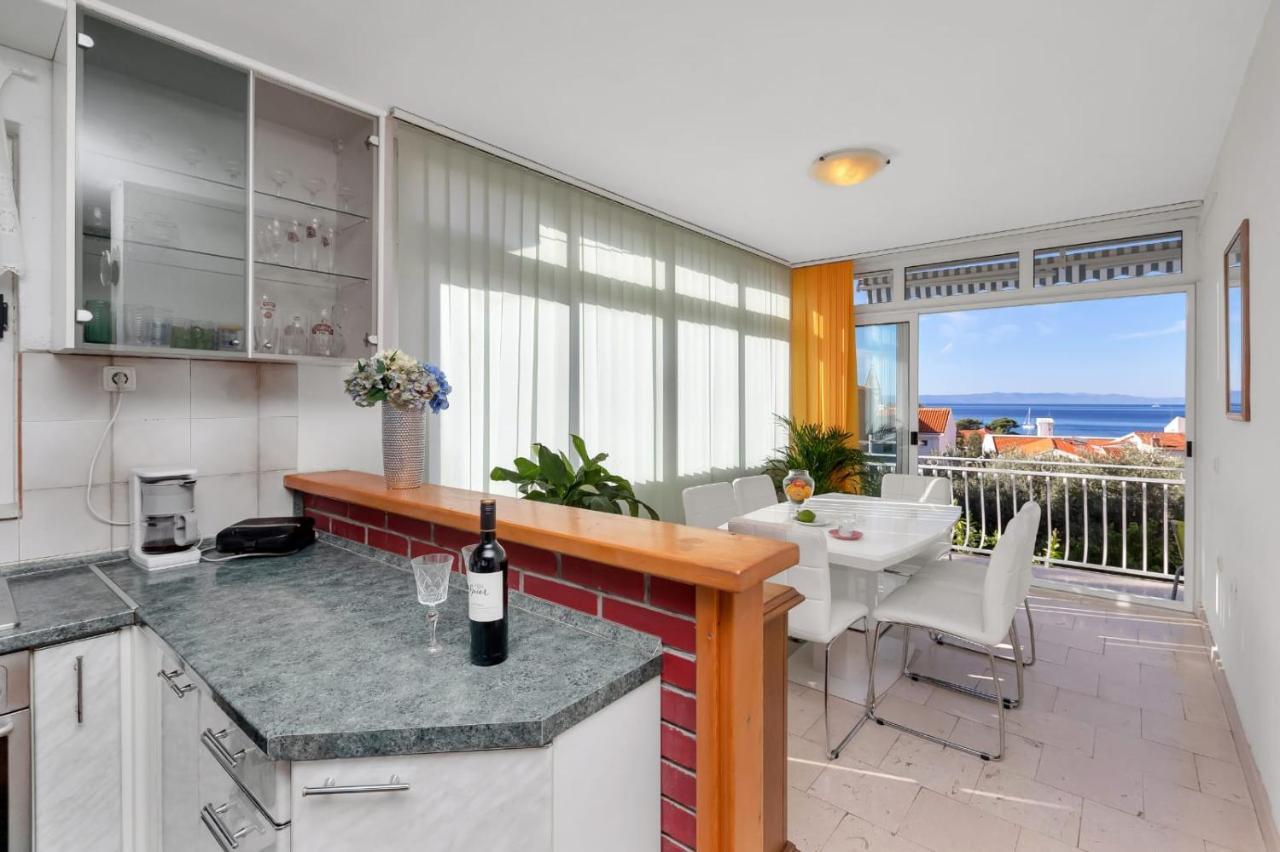 Apartments Bole Makarska Bagian luar foto